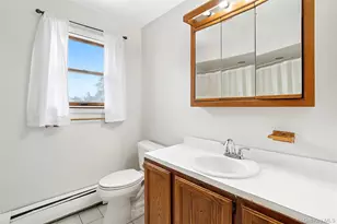 79 Elizabeth Dr, Bethpage, NY 11714 - Photo 11