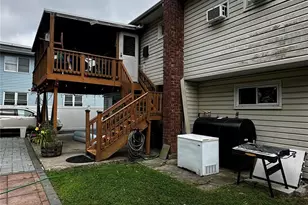 665 Commander Ave, West Babylon, NY 11704 - Photo 15