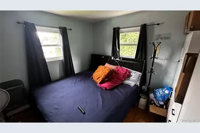 665 Commander Avenue, West Babylon, NY 11704 - Photo 9