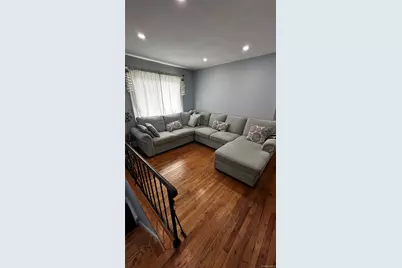 665 Commander Avenue, West Babylon, NY 11704 - Photo 3