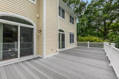 8 Crecco Place, Mahopac, NY 10541 - Photo 17