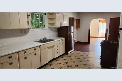 40 King Street, Port Jervis, NY 12771 - Photo 11