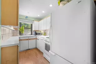 29 W Mill Dr, Great Neck, NY 11021 - Photo 17