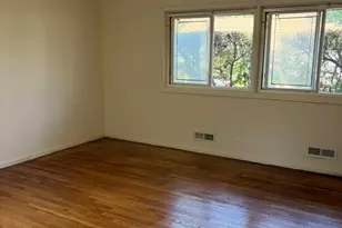 1 Willowbrook Ln, Freeport, NY 11520 - Photo 7