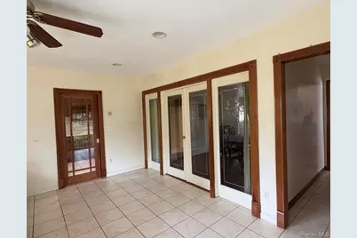 1 Willowbrook Lane, Freeport, NY 11520 - Photo 15