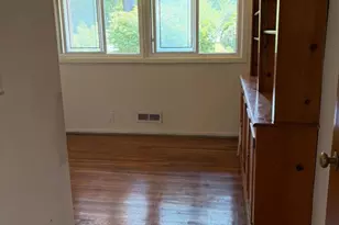 1 Willowbrook Ln, Freeport, NY 11520 - Photo 9