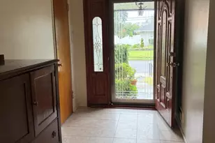 1 Willowbrook Ln, Freeport, NY 11520 - Photo 3