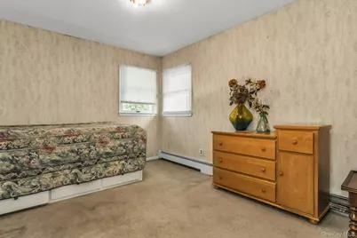 58 Pasadena Drive, Plainview, NY 11803 - Photo 17