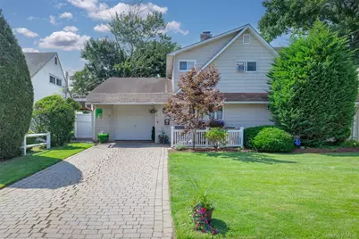 6 Downhill Lane, Wantagh, NY 11793 - Photo 1