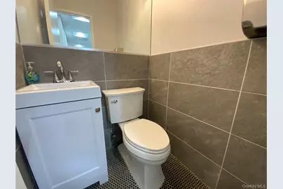 26234 Grand Central Parkway, Floral Park, NY 11005 - Photo 11