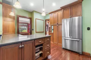 230 Van Cortlandt Park Ave, Yonkers, NY 10705 - Photo 11