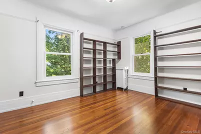 230 Van Cortlandt Park Avenue, Yonkers, NY 10705 - Photo 19