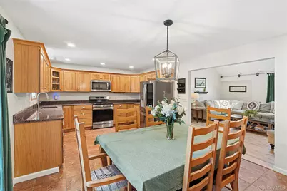117 Trout Brook Lane, Aquebogue, NY 11931 - Photo 7