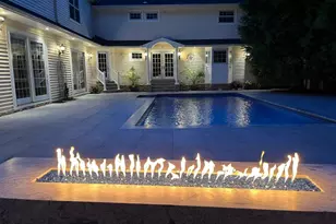 48 River Heights Dr, Smithtown, NY 11787 - Photo 9