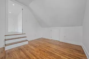 255 Moore Ave, Freeport, NY 11520 - Photo 31