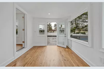 255 Moore Avenue, Freeport, NY 11520 - Photo 19