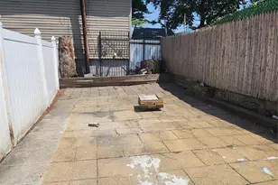 801 Logan St, Brooklyn, NY 11208 - Photo 13