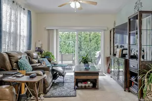 279 Augusta Dr, Medford, NY 11763 - Photo 5