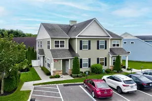 279 Augusta Dr, Medford, NY 11763 - Photo 21