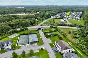 279 Augusta Dr, Medford, NY 11763 - Photo 31