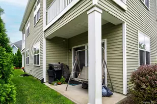 279 Augusta Dr, Medford, NY 11763 - Photo 15