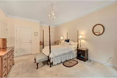 159 Stoneleigh Drive, Riverhead, NY 11901 - Photo 17