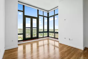 10 City Pl, White Plains, NY 10601 - Photo 19