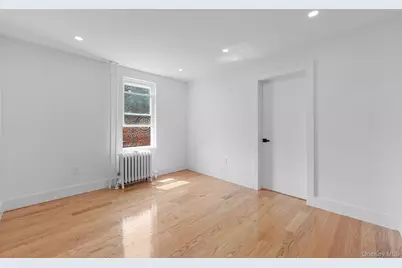 8771 123rd Street, Richmond Hill, NY 11418 - Photo 15