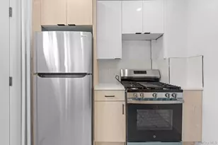 87-71 123rd St, Richmond Hill, NY 11418 - Photo 3