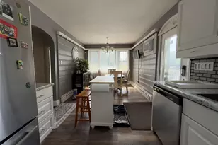 5255 Main St, South Fallsburg, NY 12733 - Photo 11