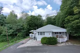 5255 Main St, South Fallsburg, NY 12733 - Photo 3