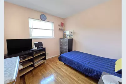 113 Berkeley Avenue, Selden, NY 11784 - Photo 9