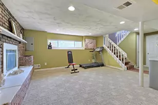 113 Berkeley Ave, Selden, NY 11784 - Photo 11