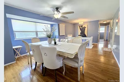 113 Berkeley Avenue, Selden, NY 11784 - Photo 3