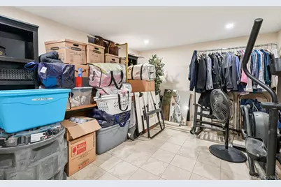 215 Rose Road, West Nyack, NY 10994 - Photo 37