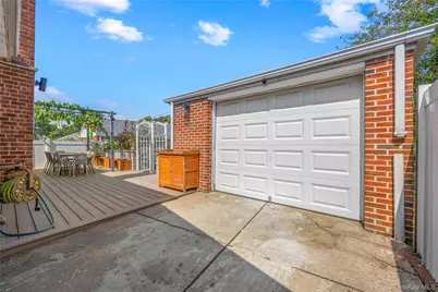 5631 219th Street, Bayside, NY 11364 - Photo 29