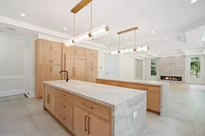 12 Quaker Ridge Drive, Brookville, NY 11545 - Photo 15