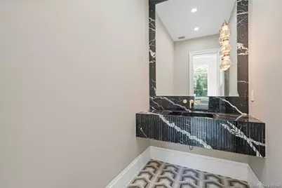 12 Quaker Ridge Drive, Brookville, NY 11545 - Photo 5