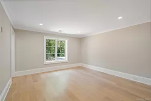 12 Quaker Ridge Dr, Brookville, NY 11545 - Photo 27