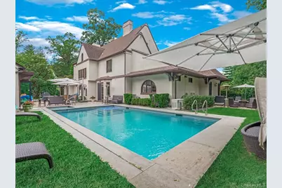 14 Magnolia Drive, Great Neck, NY 11021 - Photo 3