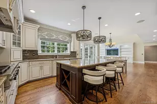 33 Bacon Rd, Saint James, NY 11780 - Photo 11