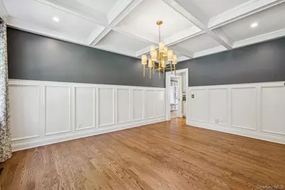 33 Bacon Road, Saint James, NY 11780 - Photo 9