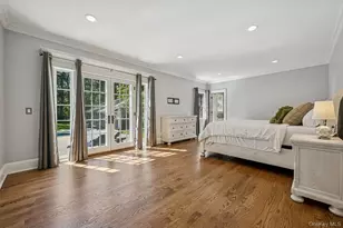 33 Bacon Rd, Saint James, NY 11780 - Photo 21