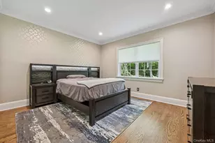 33 Bacon Rd, Saint James, NY 11780 - Photo 23