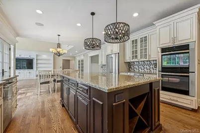 33 Bacon Road, Saint James, NY 11780 - Photo 15