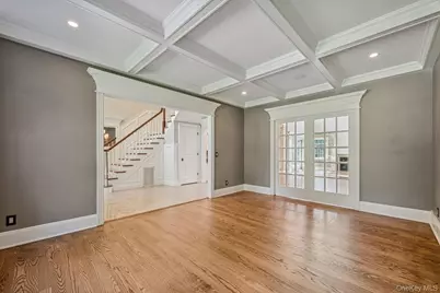 33 Bacon Road, Saint James, NY 11780 - Photo 7