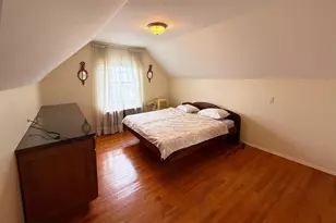 48-22 195th St, Fresh Meadows, NY 11365 - Photo 11