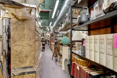 562 5th Avenue, Brooklyn, NY 11215 - Photo 9