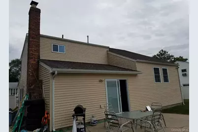 170 Root Avenue, Central Islip, NY 11722 - Photo 3