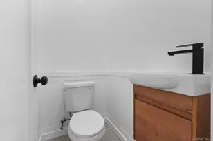 529 E 54th St, Brooklyn, NY 11203 - Photo 9